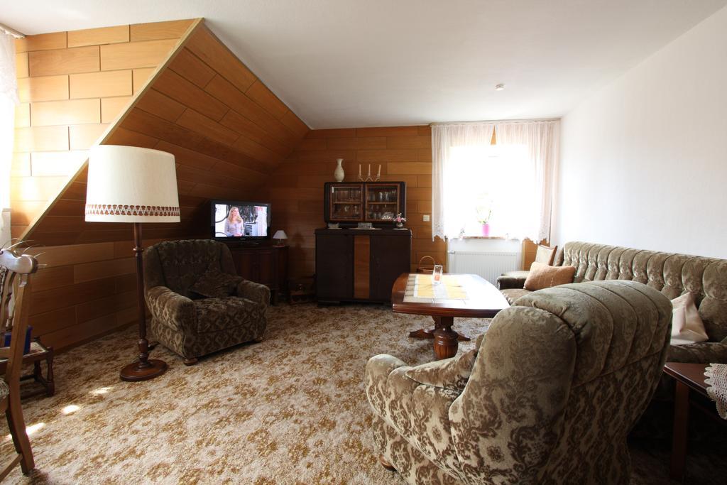Oma Hennys Bergnest Apartment Clausthal-Zellerfeld Room photo